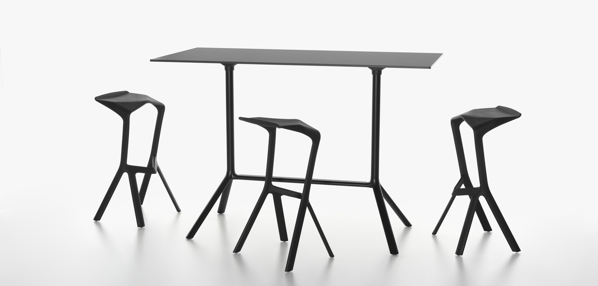 PLANK - MIURA stool, black and MIURA table, black
